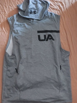Original tank top with hood from UA