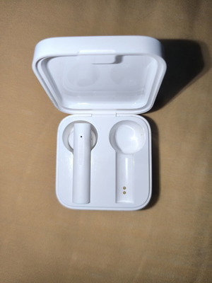 Mi wireless earbud used, left side only, Bluetooth