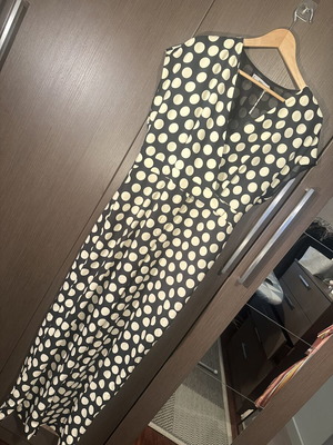 Mango polka dot jumpsuit like new, medium size, black and white