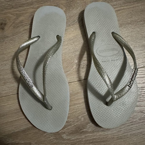 Havaianas silver slippers size 38