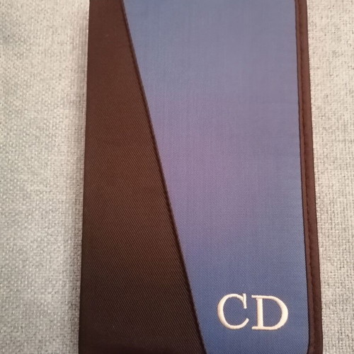 Fabric CD/DVD case for 48 discs like new