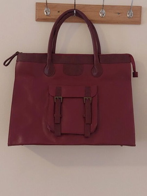 Burgundy tote bag like new, leatherette