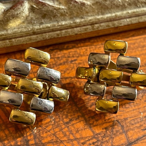 Large Vintage Clip Earrings like new