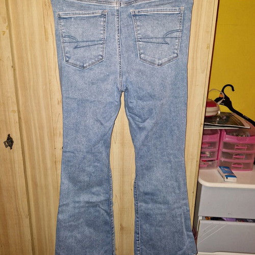 American Eagle flared jeans with rips like new, size L