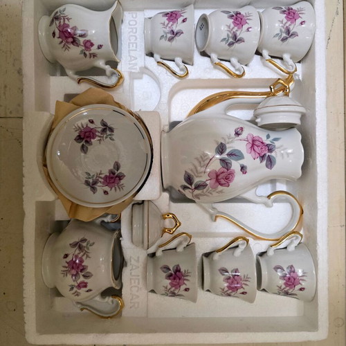 Vintage Zaječar porcelain coffee and tea set, like new, 15 pieces
