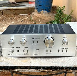 Akai Stereo Integrated Amplifier Model AM-2250.Διαστασεις:38x22x12 cm. ΤΙΜΗ:150 ευρώ