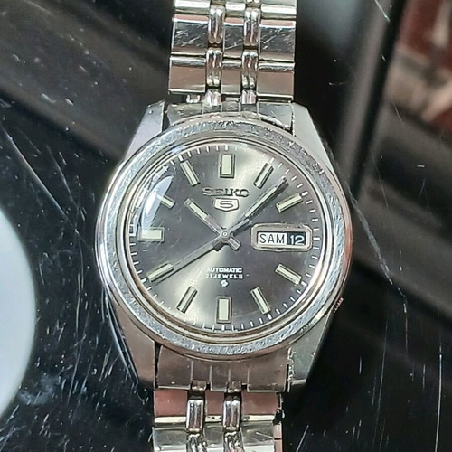 Seiko vintage automatic watch used, men's