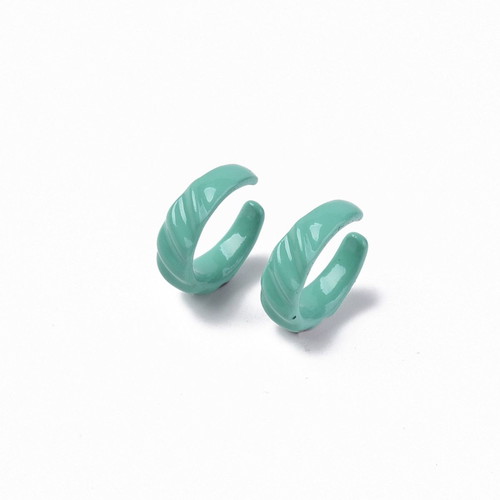 Metal ring new, painted turquoise with spray