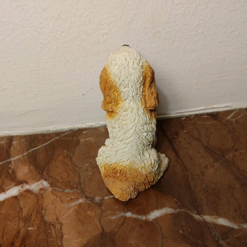 Decorative dog figurine like new, about 7 cm