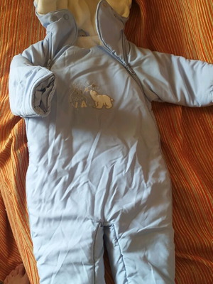 Baby full body coat size 68 like new