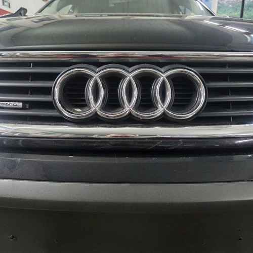 Audi emblem like new, genuine without grille