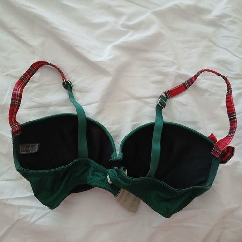 Med 75b bra used, push up with underwire, green