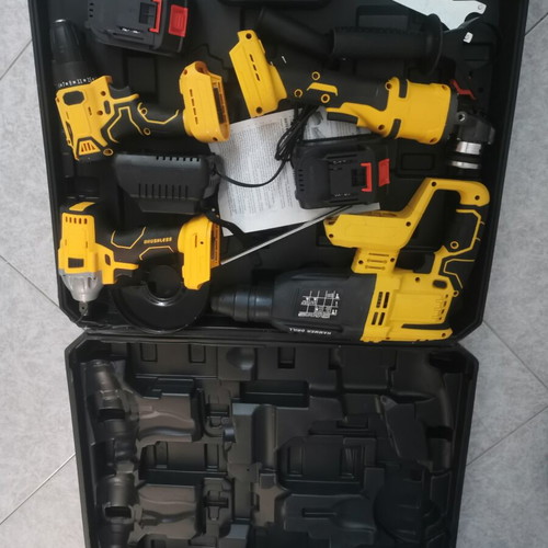 Tool set with 2 lithium batteries new