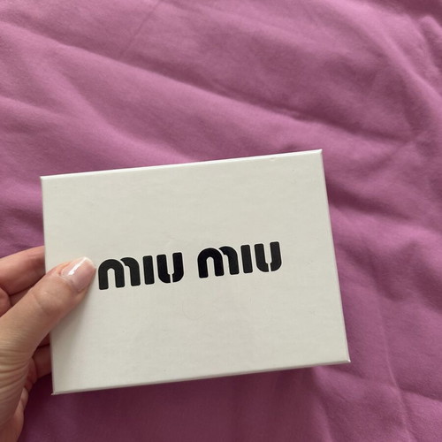Miu Miu women's wallet like new, pink