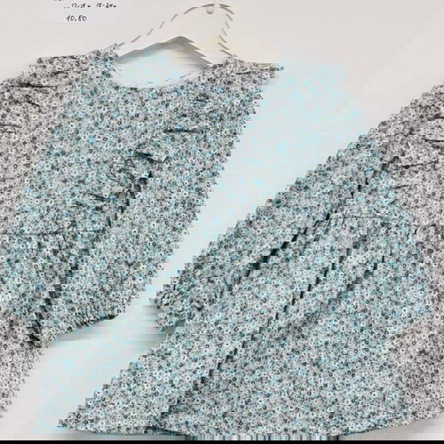 Παιδικά ρούχα σε άριστη κατάσταση για αγόρια και κορίτσια