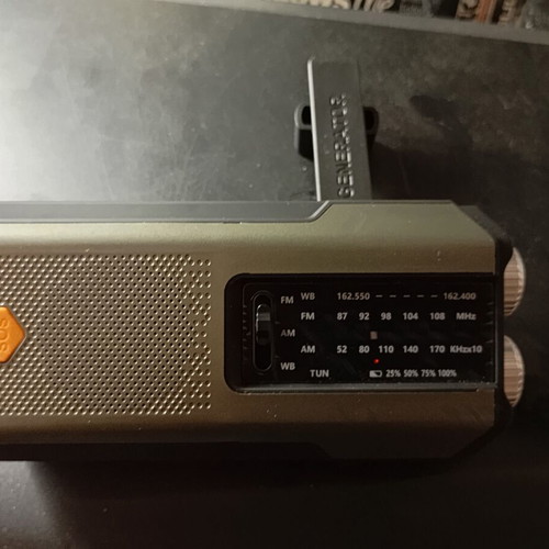 Solar emergency radio new with USB-C and powerbank