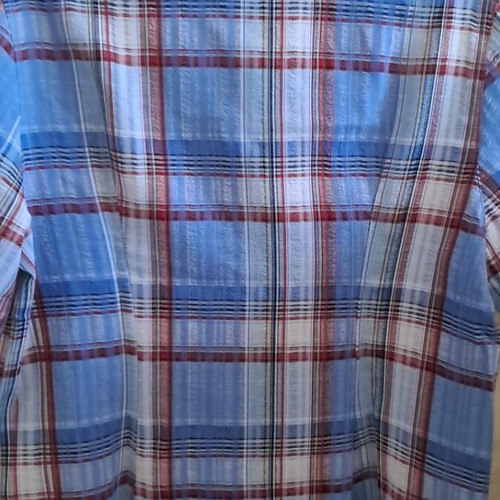 Women's short-sleeve shirt used, sizes M and L, blue and red