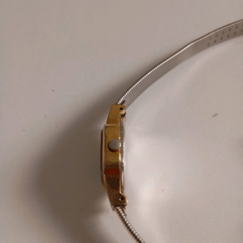Orient vintage women's watch used, gold color, needs repair