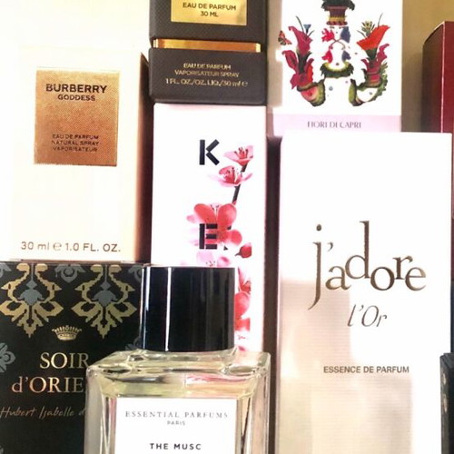 Set of 12 Eau de Parfum Brand Name Perfumes like new
