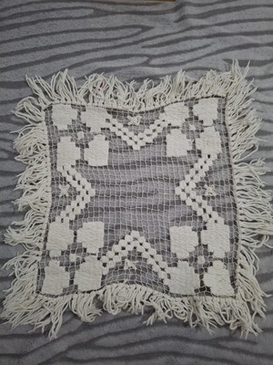 Doily with fringes like new