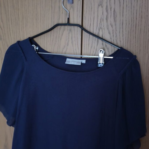 Fransa blouse no small, like new, navy with sleeve design