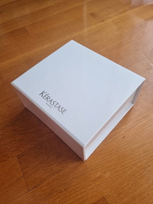 Kérastase box like new