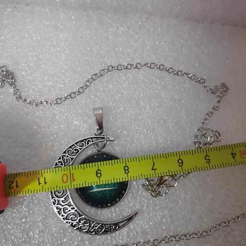 Libra Zodiac Pendant Necklace like new, stainless steel
