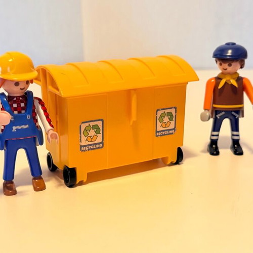 Playmobil yellow and blue trash bins with 3 figures like new