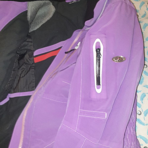 Snow jacket used, Swiss made, size M, purple