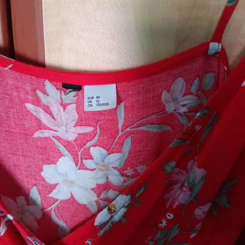 Red floral dress large H&M like new