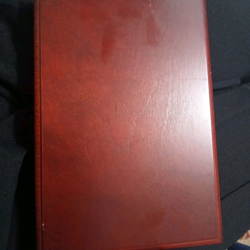 Set with magnifying glass, pen and letter opener in wooden case like new