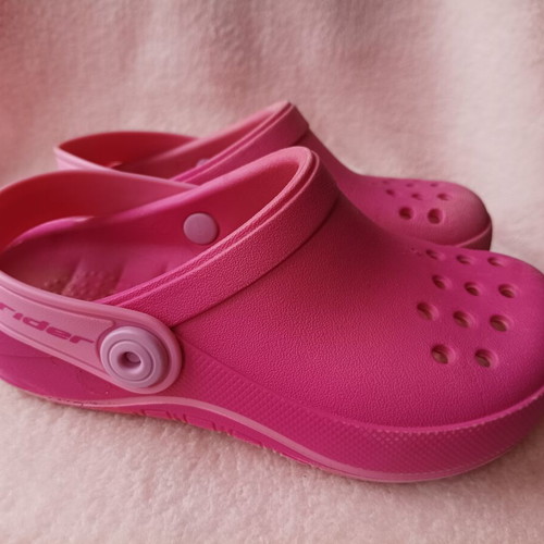 Rider pink summer flip flops size 35 used