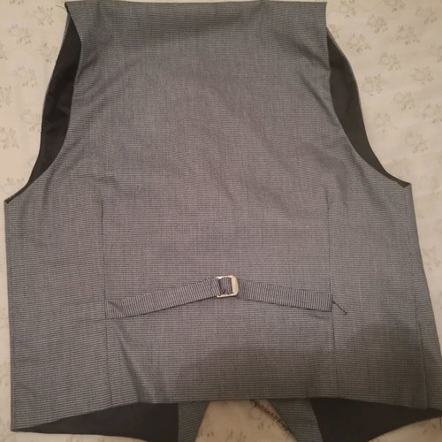 Suit vest like new, size M, grey