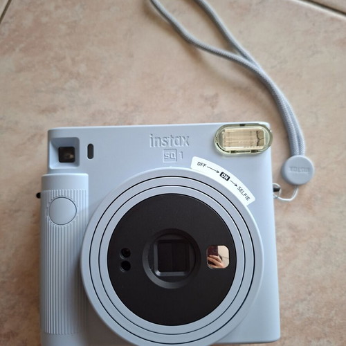 Fujifilm Instax Square SQ1 instant camera Glacier Blue (Not working)