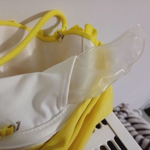 Yellow bikini like new, size medium