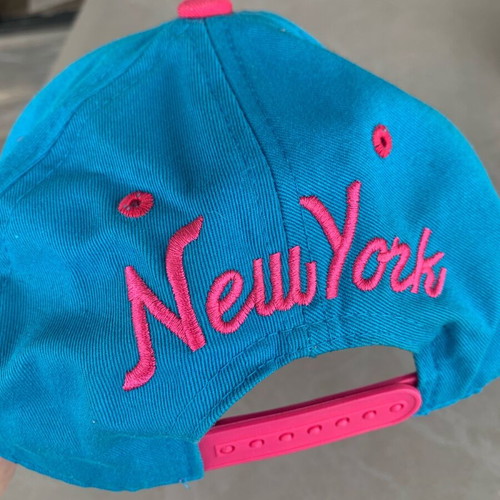 State Property New York leopard cap blue-pink like new