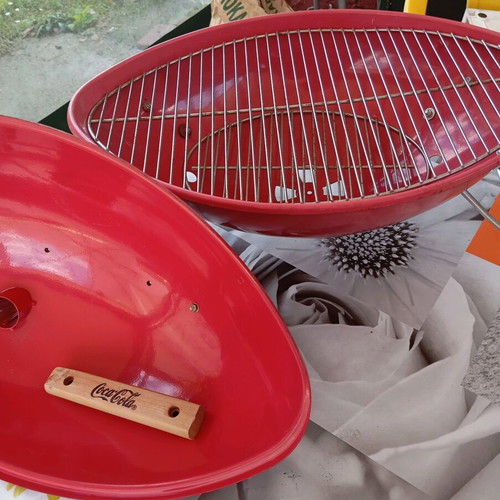 Coca-Cola collectible grill like new