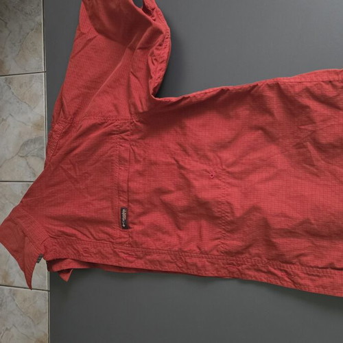 Columbia shirt, red, size M