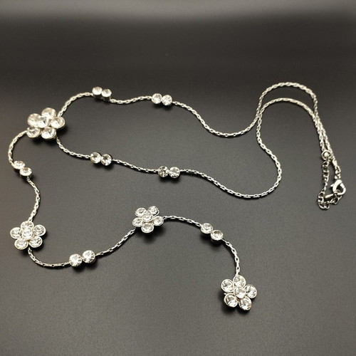 Jewelry set like new, 4 pieces with fish, flowers, heart and tiger eye