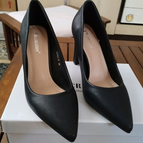 Black pumps new, size 36