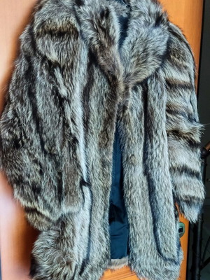 Natural fur like new