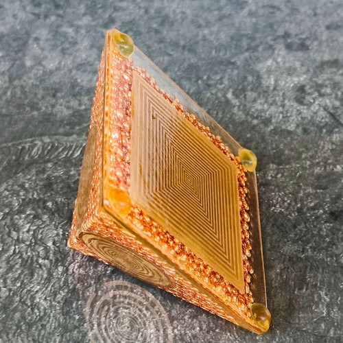 Pyramidal Golden Copper orgonite like new with 5 gold-plated MWO antennas