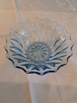 Vintage bowl blue like new