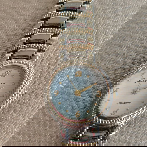 Larousse γυναικείο ρολόι quartz μεταχειρισμένο, διάμετρος 27 mm