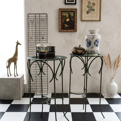 Metal plant stands set used, vintage style