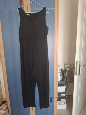 A.L.E. baggy jumpsuit, size medium, black