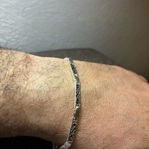Men's silver bracelet like new
