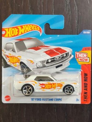 Hot Wheels '67 Ford Mustang Coupe new