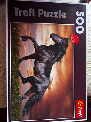 Puzzle 500 pieces new with all pieces