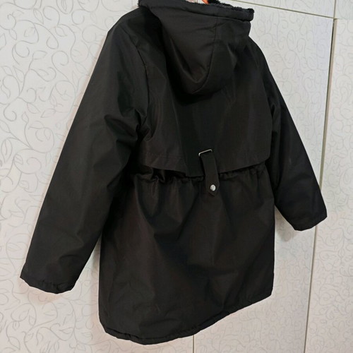 Women's jacket XL used, black with hood and drawstring